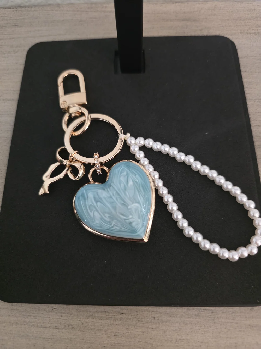 Pearl Strap Heart Keychain Bag Charm - Blue